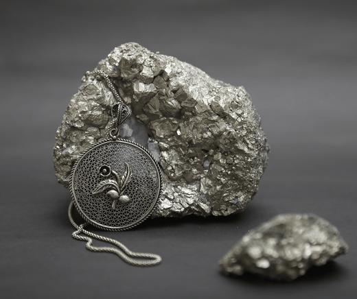 Elegant 925 sterling silver chain from Crowned Silver, symbolizing timeless luxury and craftsmanship.