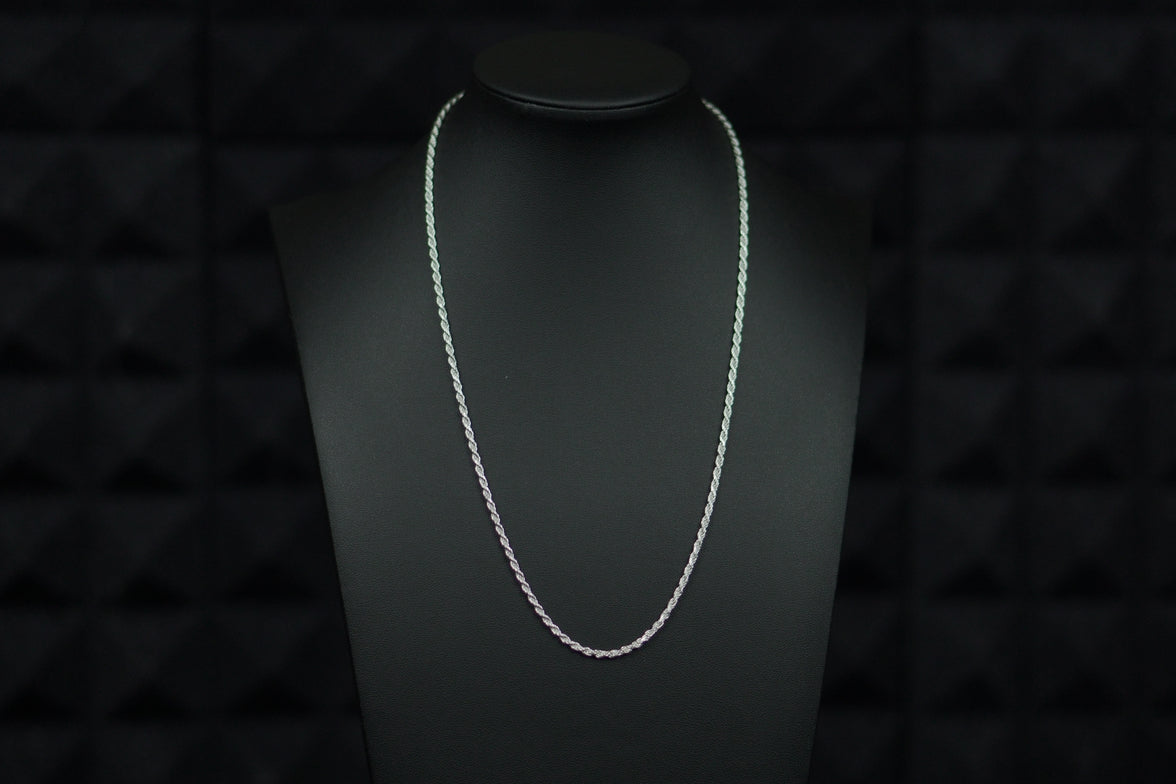 Imperial Rope sterling silver chain with intricate detailing, a hallmark of Italian craftsmanship